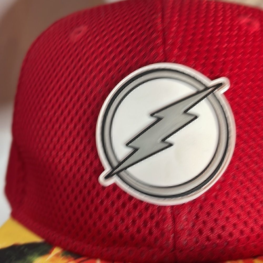 Flash Baseball Cap Hat SnapBack. - Picture 8 of 8